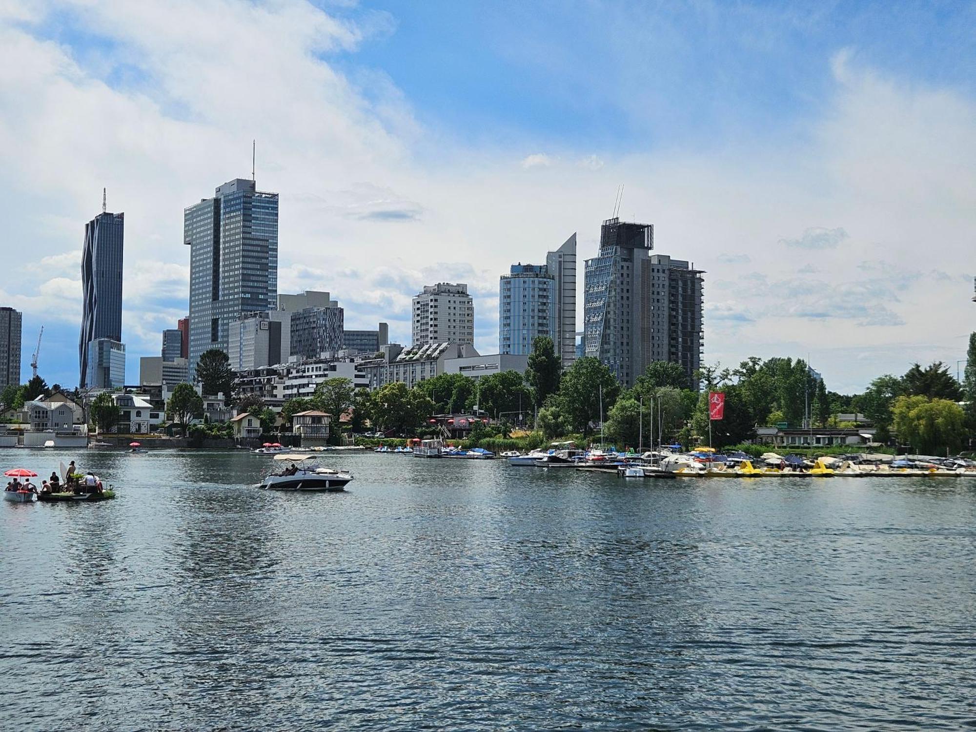 Yuki'S Place - Un-Vic, Danube Beach And Subway Near To Downtown Viena Exterior foto